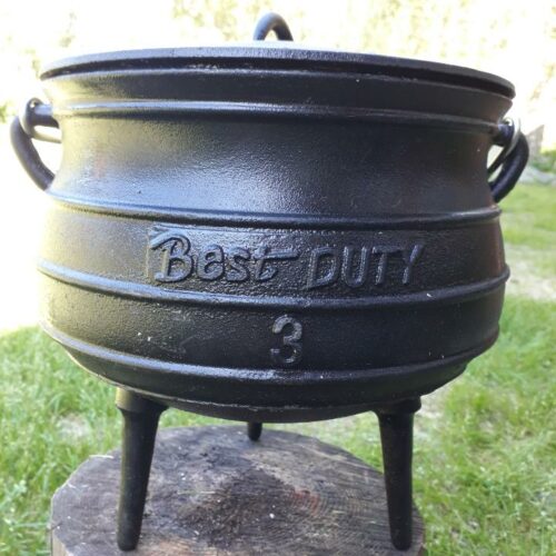 Potjie Cast Iron Flat Pot - 2 Quart Size 1/2